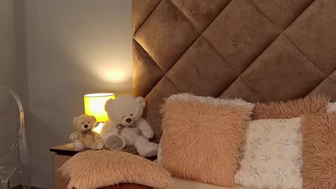 jaquelinemerlot online show from December 11, 2024, 7:31 am