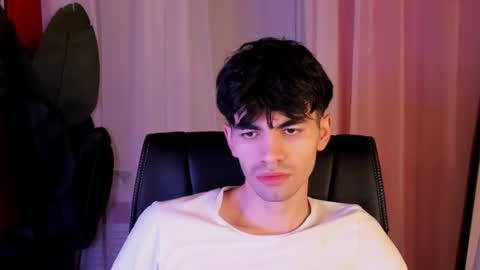 Snapshot of jaremy_harris chatting on November 18, 2025, 4:17 am Jaremy online show from November 18, 2025, 4:17 am