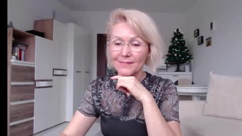 Jasmin room for people 40 online show from January 12, 2025, 1:05 pm