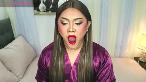 Jasmine Brandy online show from December 14, 2025, 10:36 pm