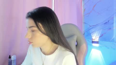 Jas online show from February 15, 2025, 6:12 pm