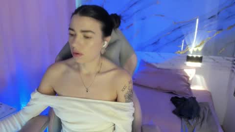 Jas online show from March 11, 2025, 5:35 pm