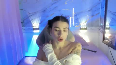 Jas online show from March 11, 2025, 8:42 pm