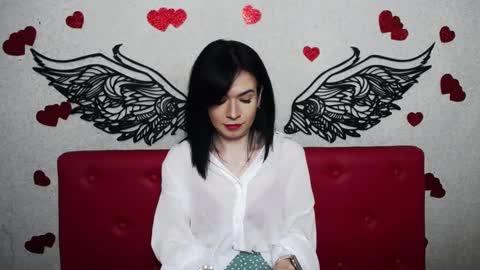 JasmineKouch online show from February 14, 2025, 6:51 pm