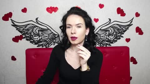 JasmineKouch online show from February 19, 2025, 6:32 pm