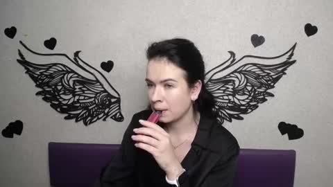 JasmineKouch online show from November 29, 2025, 7:06 pm