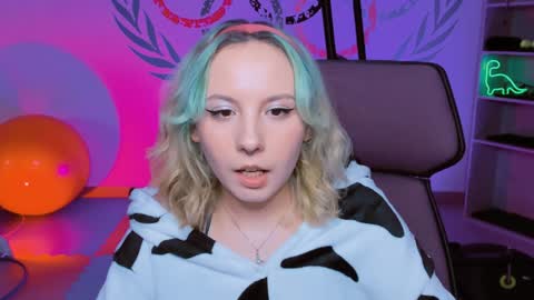 Jasmine online show from January 4, 2025, 11:11 am