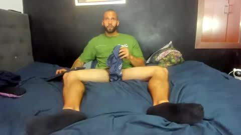    online show from October 28, 2025, 2:42 pm