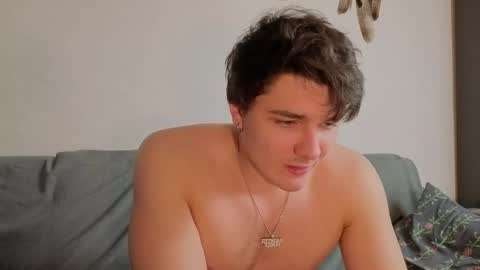 Snapshot of jastinpet chatting on November 18, 2025, 9:52 pm jastinpet online show from November 18, 2025, 9:52 pm