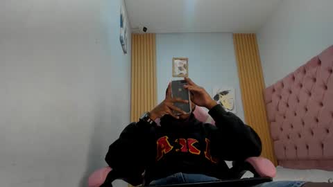 jax_maliq online show from October 15, 2025, 6:08 pm