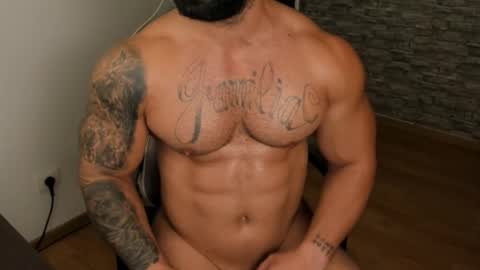 Snapshot of jaxonhunk chatting on September 27, 2025, 8:14 pm JaxonHunk online show from September 27, 2025, 8:14 pm