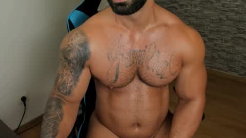 JaxonHunk online show from December 15, 2025, 9:41 pm