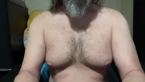 Snapshot of jaxsontuber chatting on October 15, 2025, 10:59 am Jaxson online show from October 15, 2025, 10:59 am