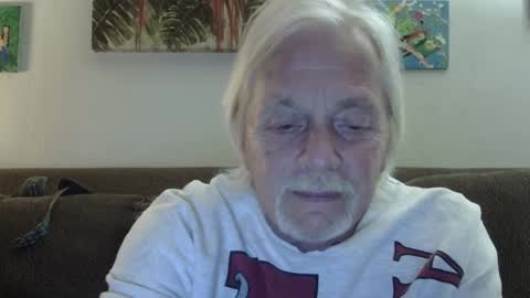 jay-jay1475 online show from January 22, 2025, 2:48 am