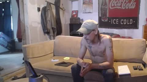 Snapshot of jay_short7863 chatting on March 3, 2025, 7:06 pm O F jay short786 online show from March 3, 2025, 7:06 pm