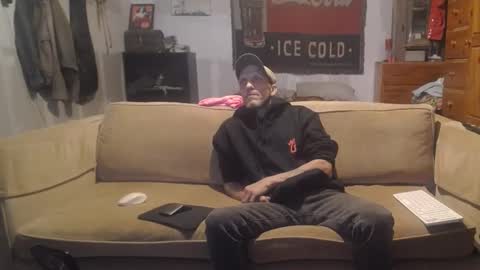 Snapshot of jay_short7863 chatting on March 4, 2025, 4:27 am O F jay short786 online show from March 4, 2025, 4:27 am