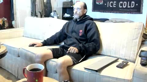 Snapshot of jay_short7863 chatting on November 22, 2025, 11:31 am O F jay short786 online show from November 22, 2025, 11:31 am