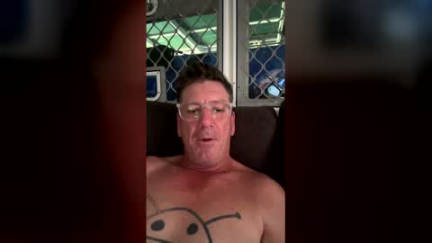 jaybee134257 online show from December 21, 2025, 1:35 am