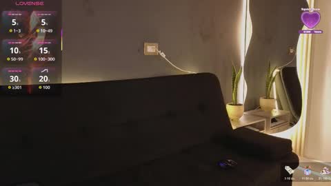 Snapshot of jaybrown_1 chatting on October 30, 2025, 4:25 am Jay online show from October 30, 2025, 4:25 am