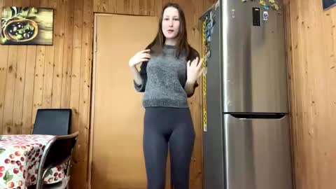 Sonya online show from December 2, 2025, 11:15 am