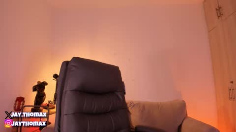 Snapshot of jaythomax chatting on February 4, 2025, 7:11 pm jaythomax online show from February 4, 2025, 7:11 pm