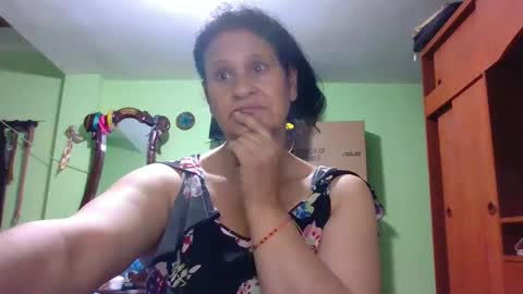 jazmim online show from January 24, 2025, 1:36 pm