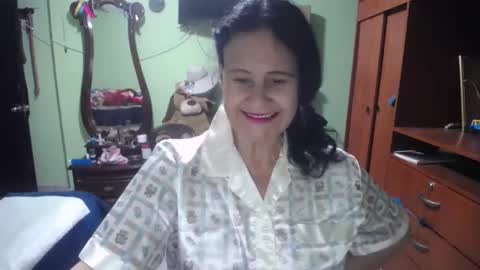 jazmim online show from February 1, 2025, 11:43 am