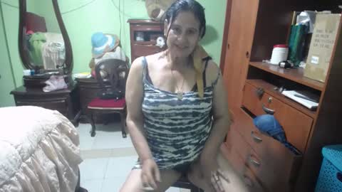 jazmim online show from March 5, 2025, 11:05 pm