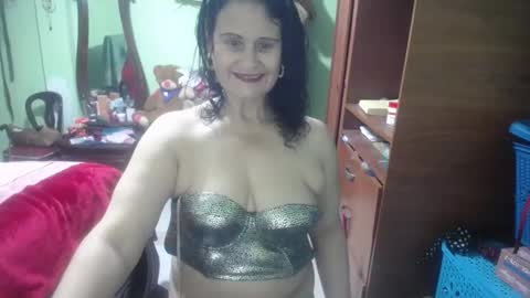 jazmim online show from November 8, 2025, 2:17 pm