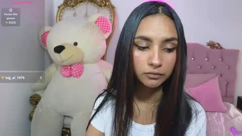 Jazmin  online show from February 13, 2025, 7:21 pm