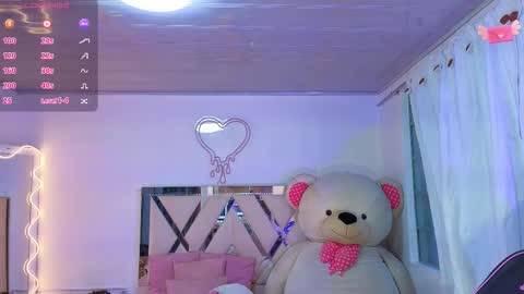 Jazmin  online show from September 23, 2025, 11:46 am