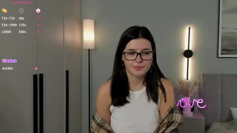 Mira the personal mirage D online show from September 15, 2025, 7:36 pm