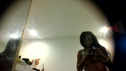 Jazzystelo online show from October 18, 2025, 5:32 am