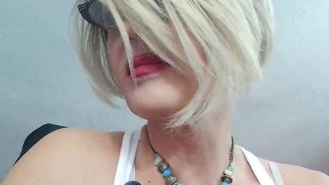 Snapshot of jbisex chatting on December 2, 2025, 12:16 am Jbisex online show from December 2, 2025, 12:16 am