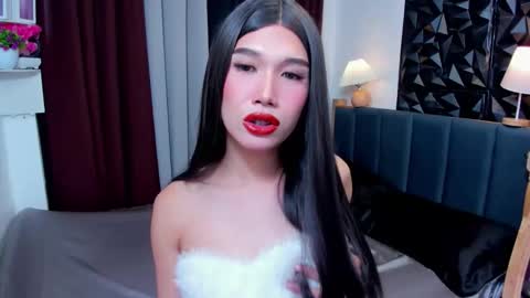 Snapshot of jchugecock chatting on November 12, 2025, 11:03 pm jchugecock online show from November 12, 2025, 11:03 pm