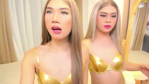 Snapshot of jchugecock chatting on November 22, 2025, 2:49 pm jchugecock online show from November 22, 2025, 2:49 pm