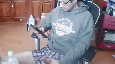 jd19852 online show from December 15, 2025, 7:40 pm