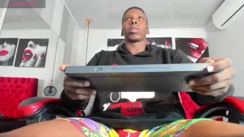 Snapshot of jd_thebaby chatting on March 7, 2025, 12:23 pm jd thebaby online show from March 7, 2025, 12:23 pm