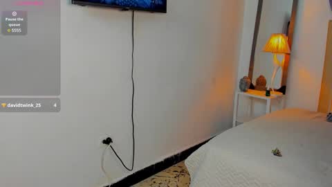 Snapshot of jdaniel_shellby chatting on December 22, 2024, 3:44 am jhon online show from December 22, 2024, 3:44 am