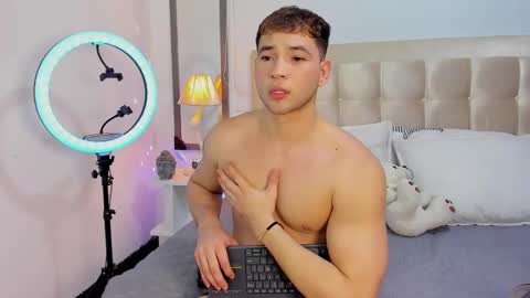 Snapshot of jdaniel_shellby chatting on January 31, 2025, 4:03 am jhon online show from January 31, 2025, 4:03 am