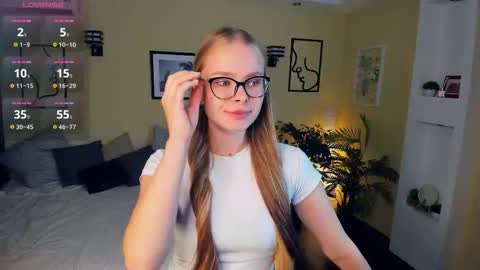 Snapshot of jeanicecoult chatting on October 26, 2025, 7:14 am Jenny online show from October 26, 2025, 7:14 am