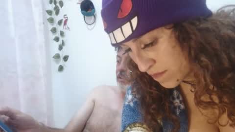 Snapshot of jeans_and_emma chatting on February 24, 2025, 6:16 am jeans_and_emma online show from February 24, 2025, 6:16 am