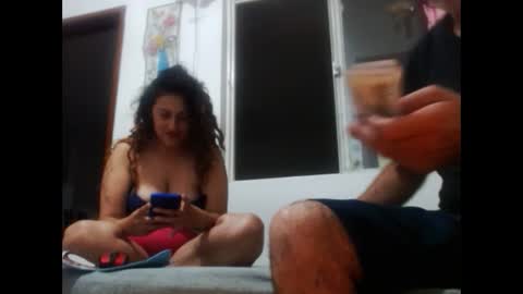 Snapshot of jeans_and_emma chatting on September 12, 2025, 11:37 pm jeans_and_emma online show from September 12, 2025, 11:37 pm