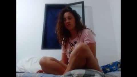 Snapshot of jeans_and_emma chatting on September 22, 2025, 1:40 am jeans_and_emma online show from September 22, 2025, 1:40 am