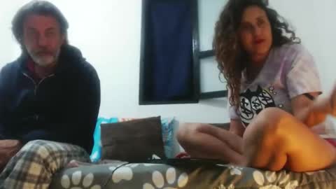 Snapshot of jeans_and_emma chatting on September 27, 2025, 3:22 am jeans_and_emma online show from September 27, 2025, 3:22 am