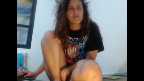 Snapshot of jeans_and_emma chatting on October 1, 2025, 1:55 am jeans_and_emma online show from October 1, 2025, 1:55 am