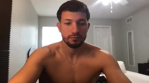 jeanwhitebianco online show from November 10, 2025, 1:32 pm