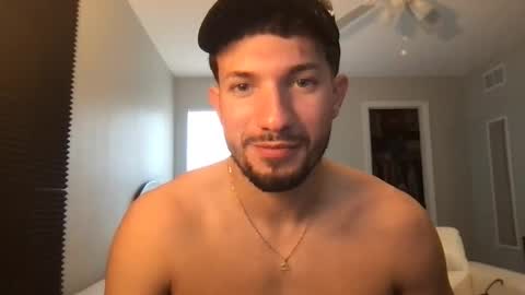 jeanwhitebianco online show from November 17, 2025, 8:58 pm