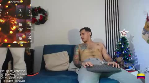 Snapshot of jeff_cube chatting on December 8, 2024, 7:11 pm Jeff and Mugi Independent model online show from December 8, 2024, 7:11 pm