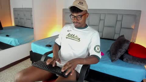 Snapshot of jeffrey_cottom chatting on January 25, 2025, 7:07 pm Jeff online show from January 25, 2025, 7:07 pm